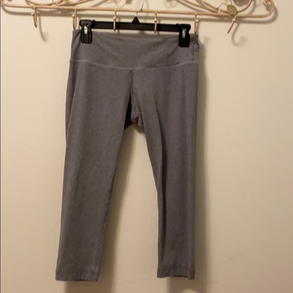 Cotton lululemon capris.